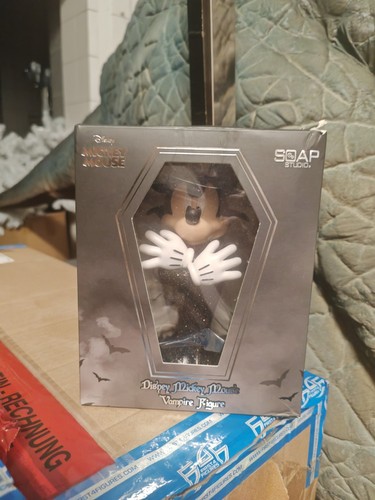 Mickey mouse vampir statue - vampir,