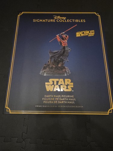 Star wars disney store - star,