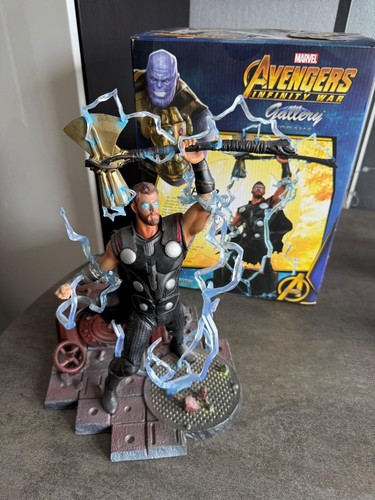Diamond select marvel - diamond, gallery